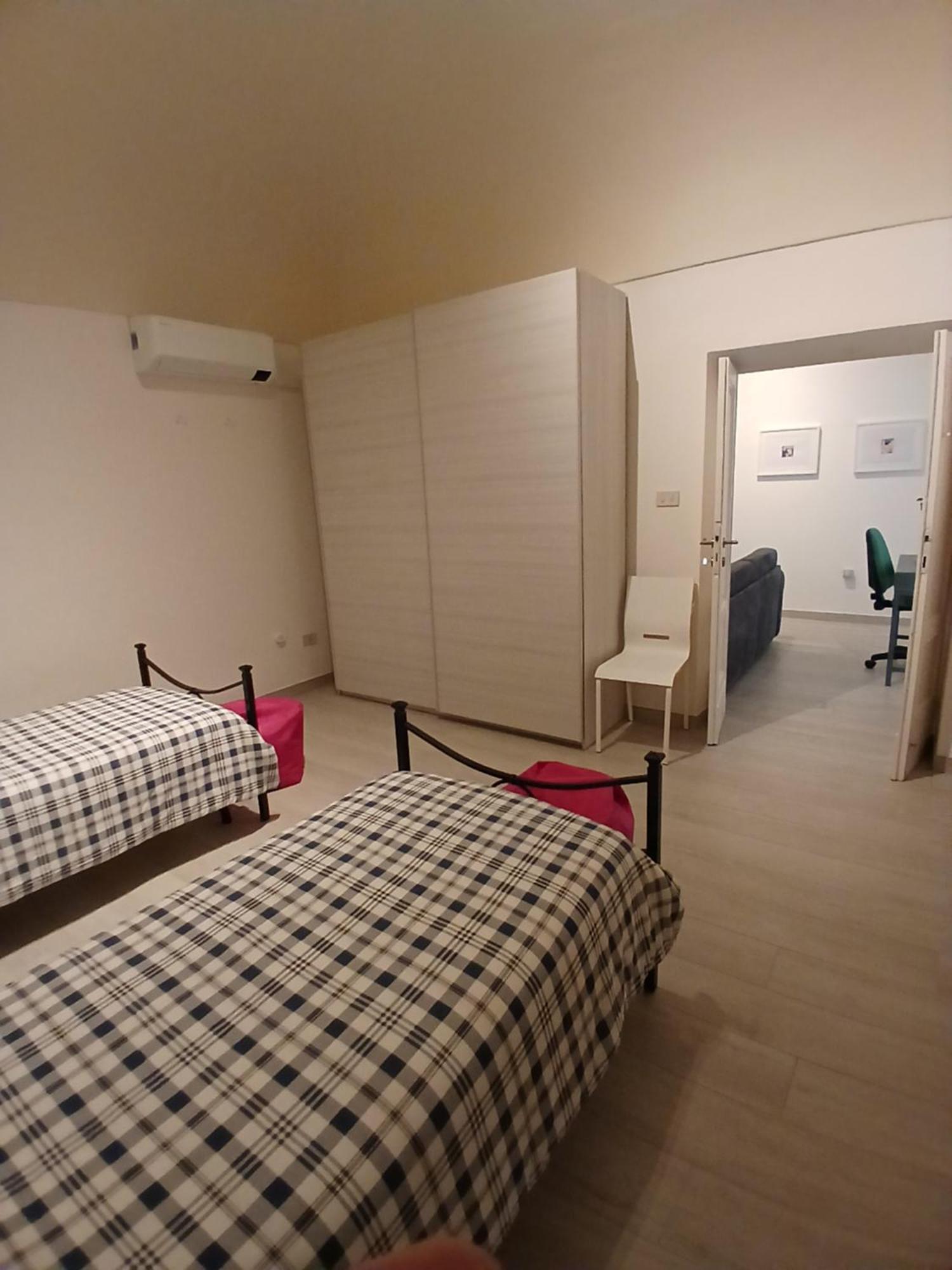Villa Casa Maergilu Pescara Esterno foto